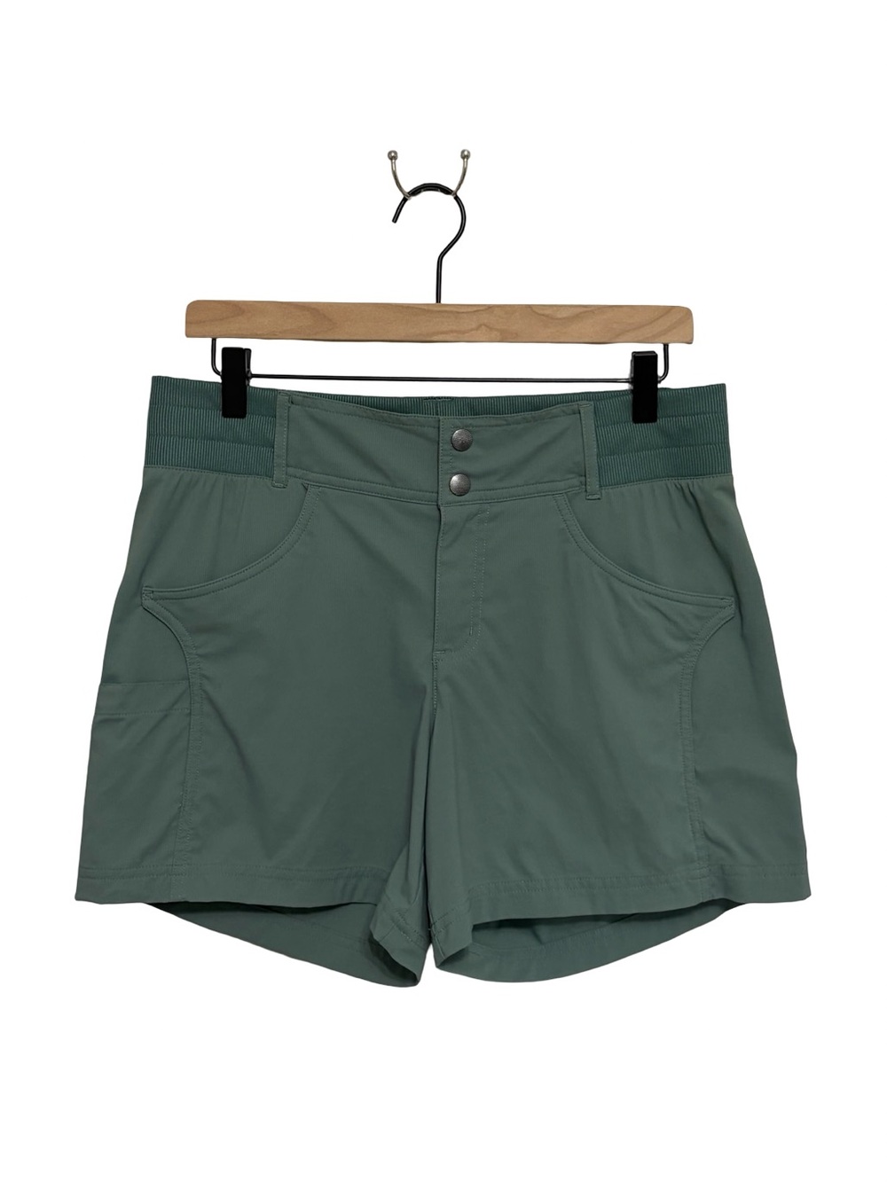 Title Nine Recycled Clamber 2.0 Hiking Shorts 5" in Green - Size 10